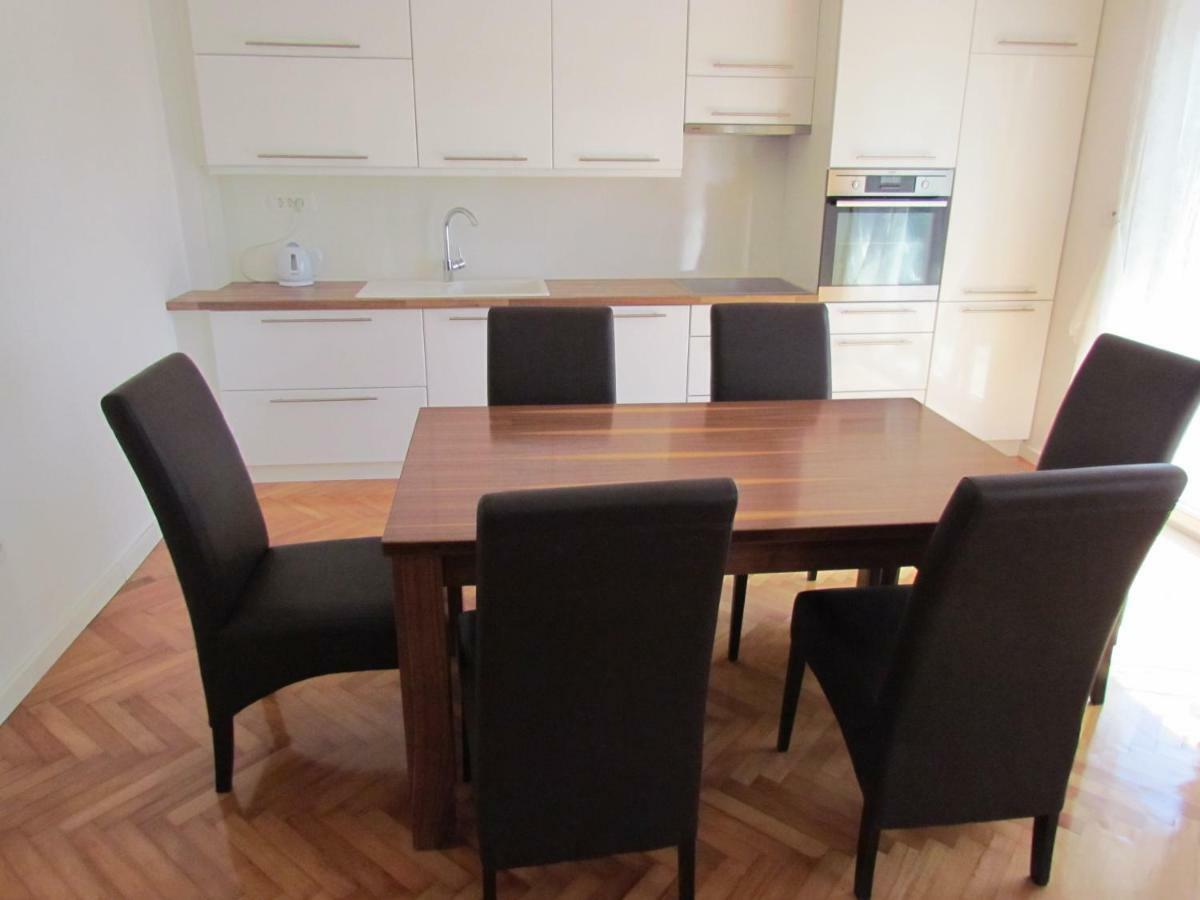 Apartment Lenka เซนญ์ ภายนอก รูปภาพ