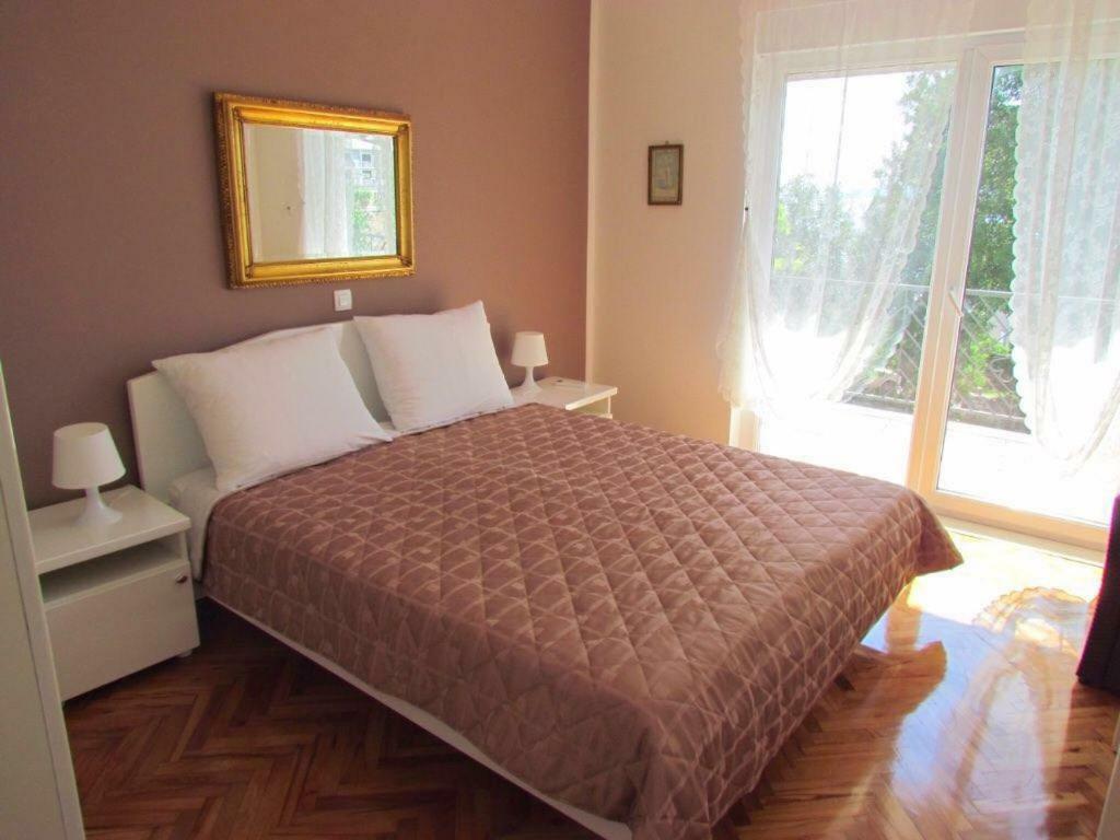 Apartment Lenka เซนญ์ ภายนอก รูปภาพ